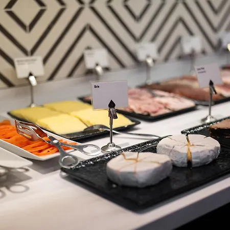 Profilhotels Plaza Hotel 4*