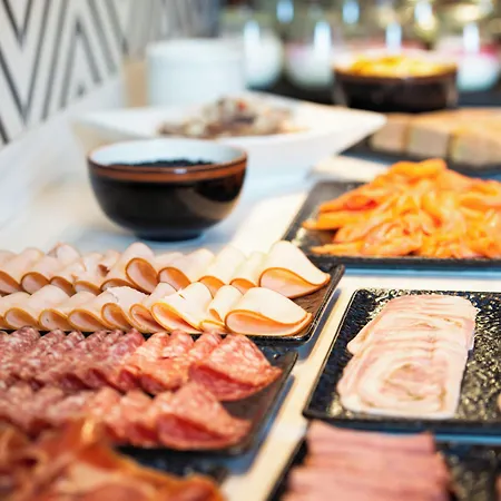 Profilhotels Plaza 4*