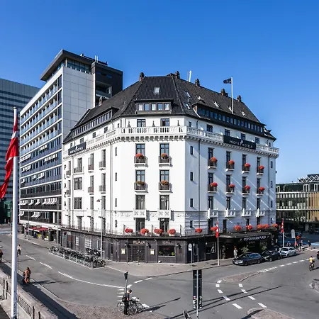 Profilhotels Plaza 호텔