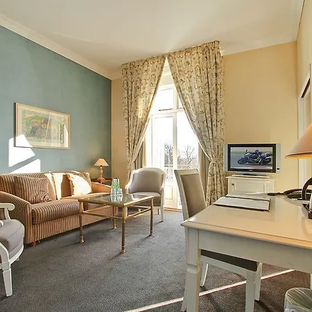 Profilhotels Plaza Hotel 4*