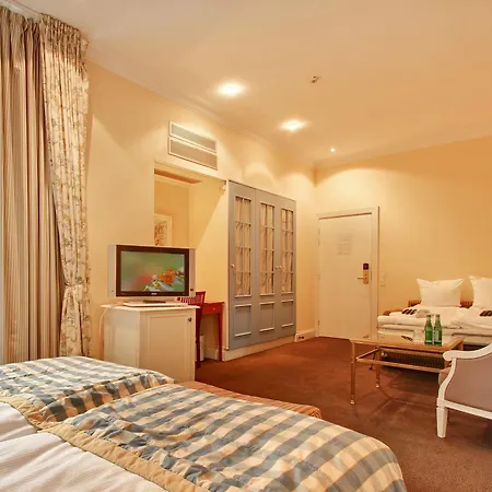Hotell Profilhotels Plaza