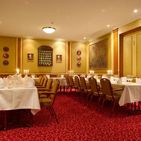 Hotell Profilhotels Plaza