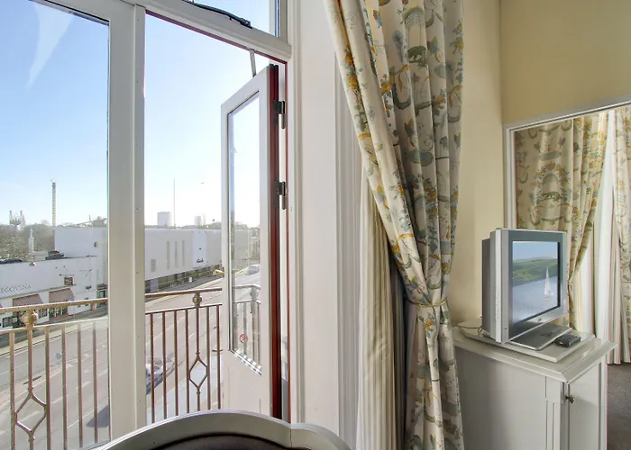 Profilhotels Plaza Отель 4*