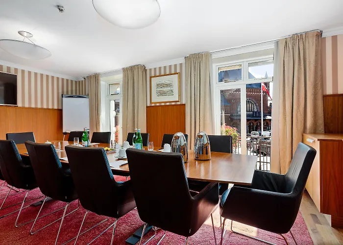 Profilhotels Plaza 4*