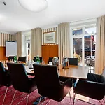 Profilhotels Plaza 4*